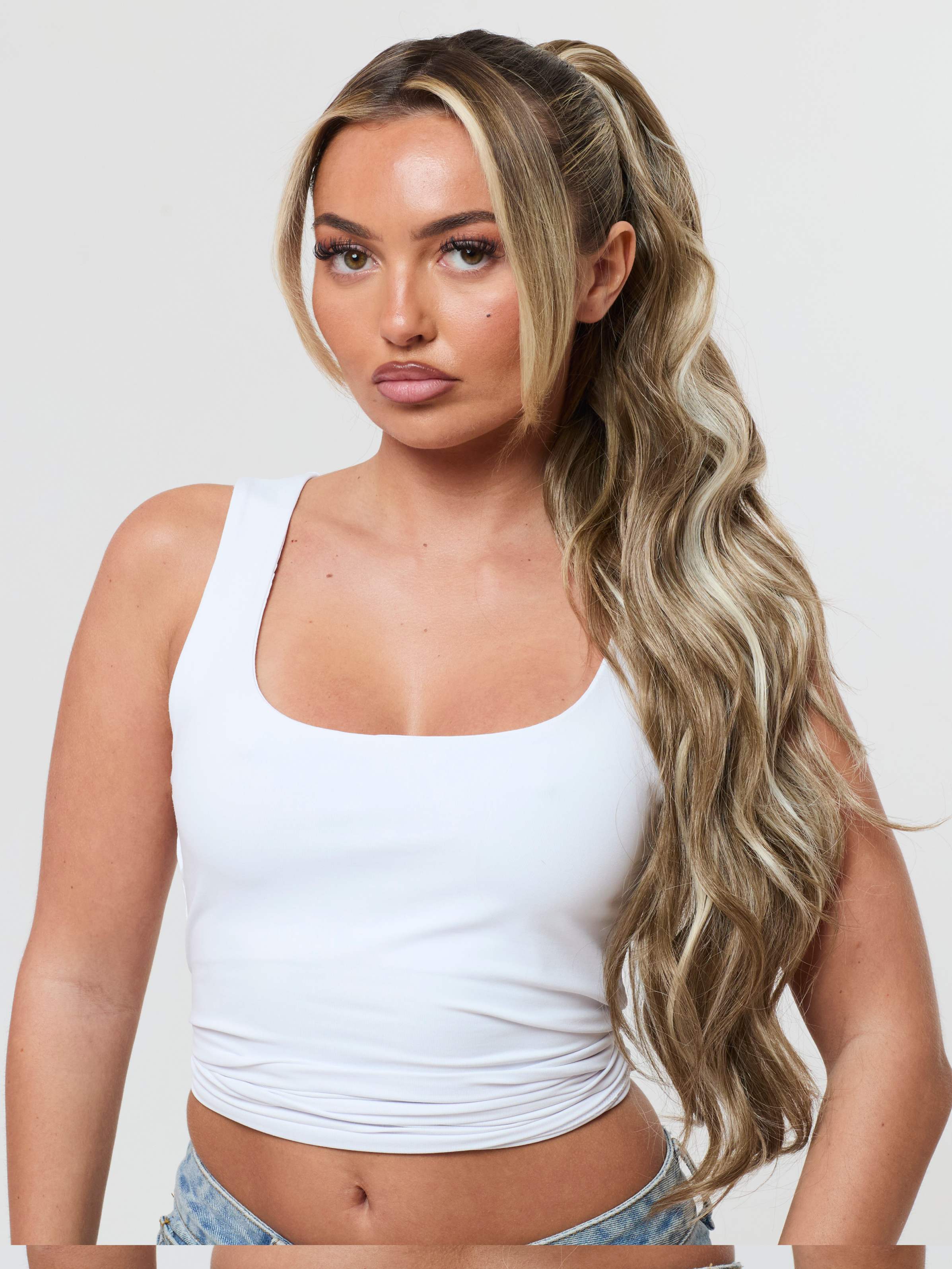 Jamie Brushed Out Wave Claw Clip Ponytail 26'' - Image 3