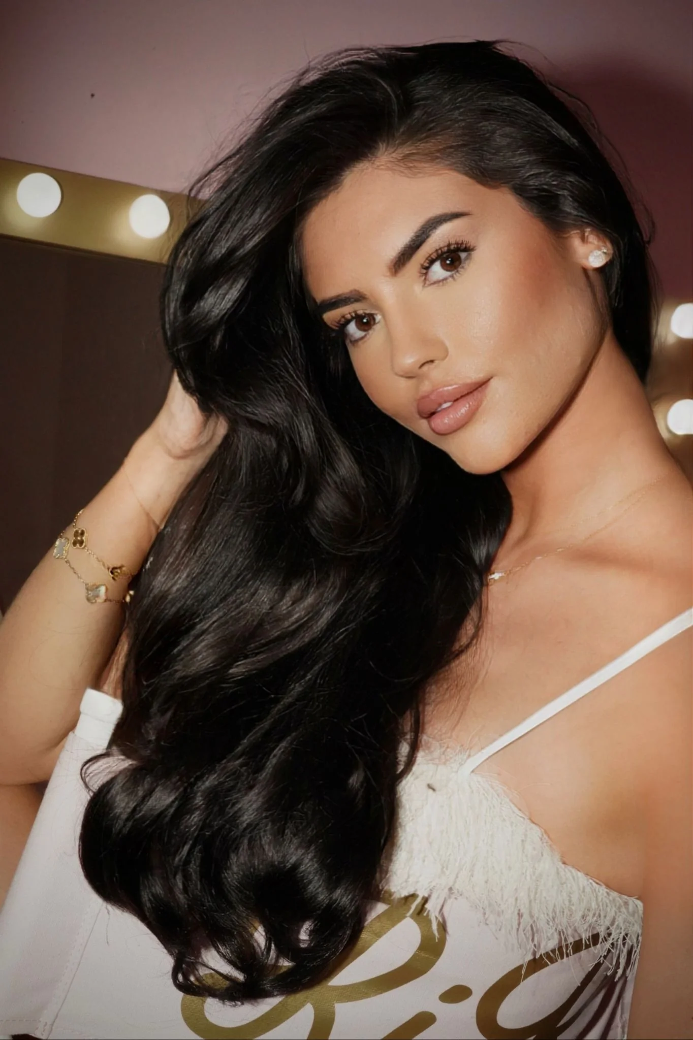 With Love 20" Curly Deluxe Clip-In Hair Extensions - Image 3